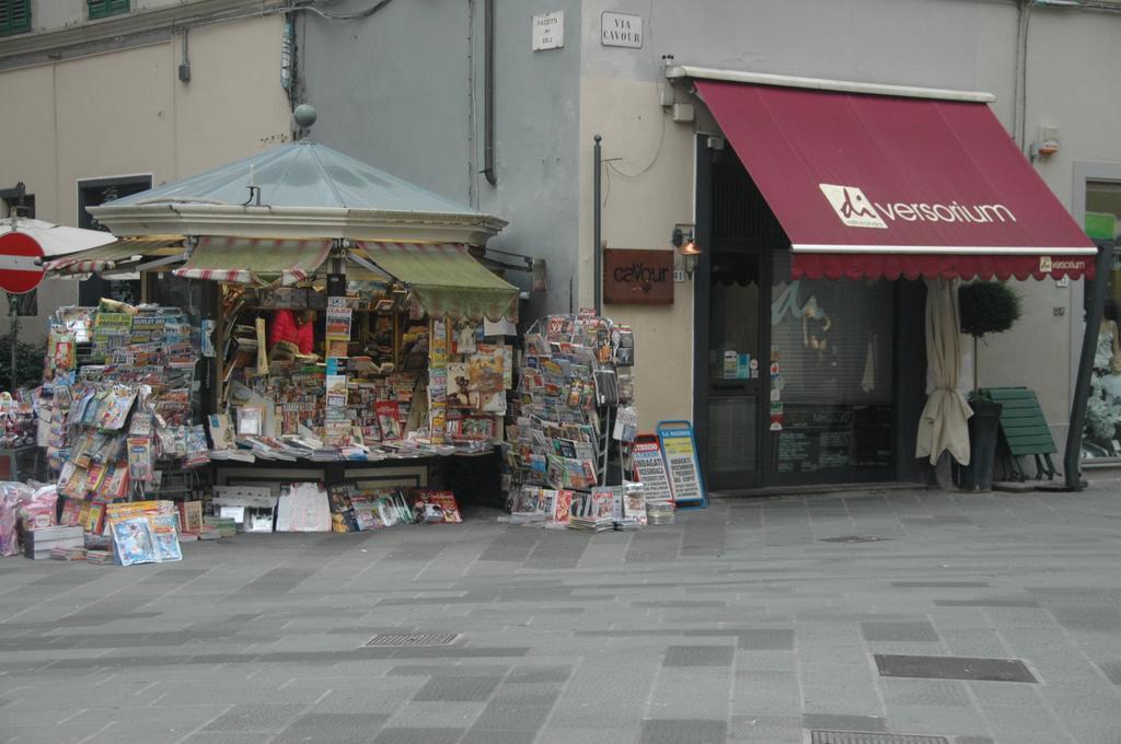 B&B Al Canto Del Cavour Pistoia Luaran gambar