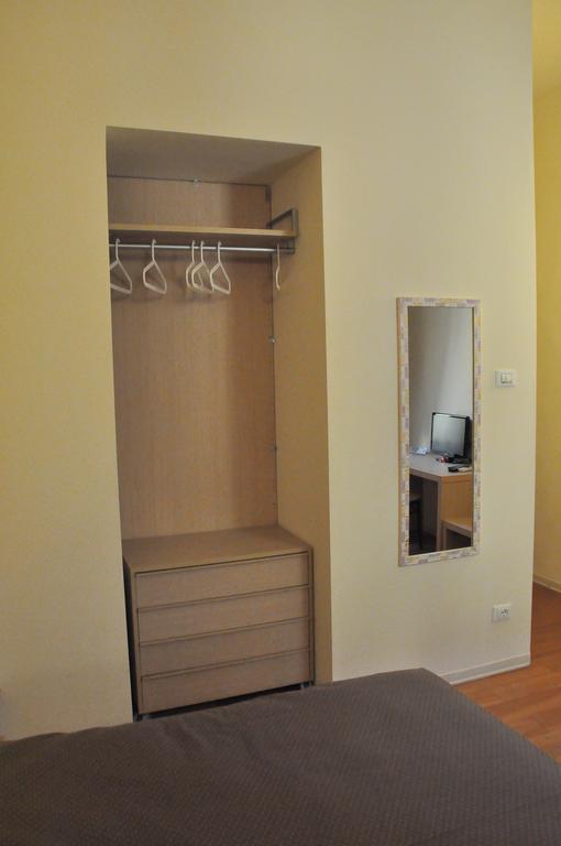 B&B Al Canto Del Cavour Pistoia Luaran gambar